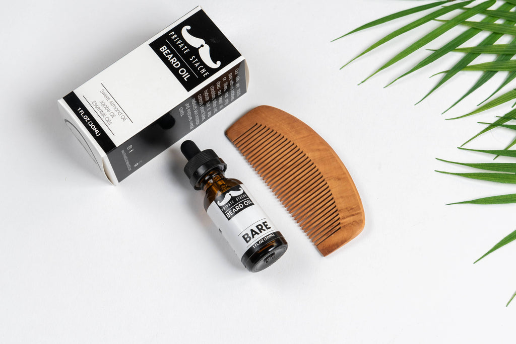 Bare Bones Beard Oil & Peachwood Comb Set