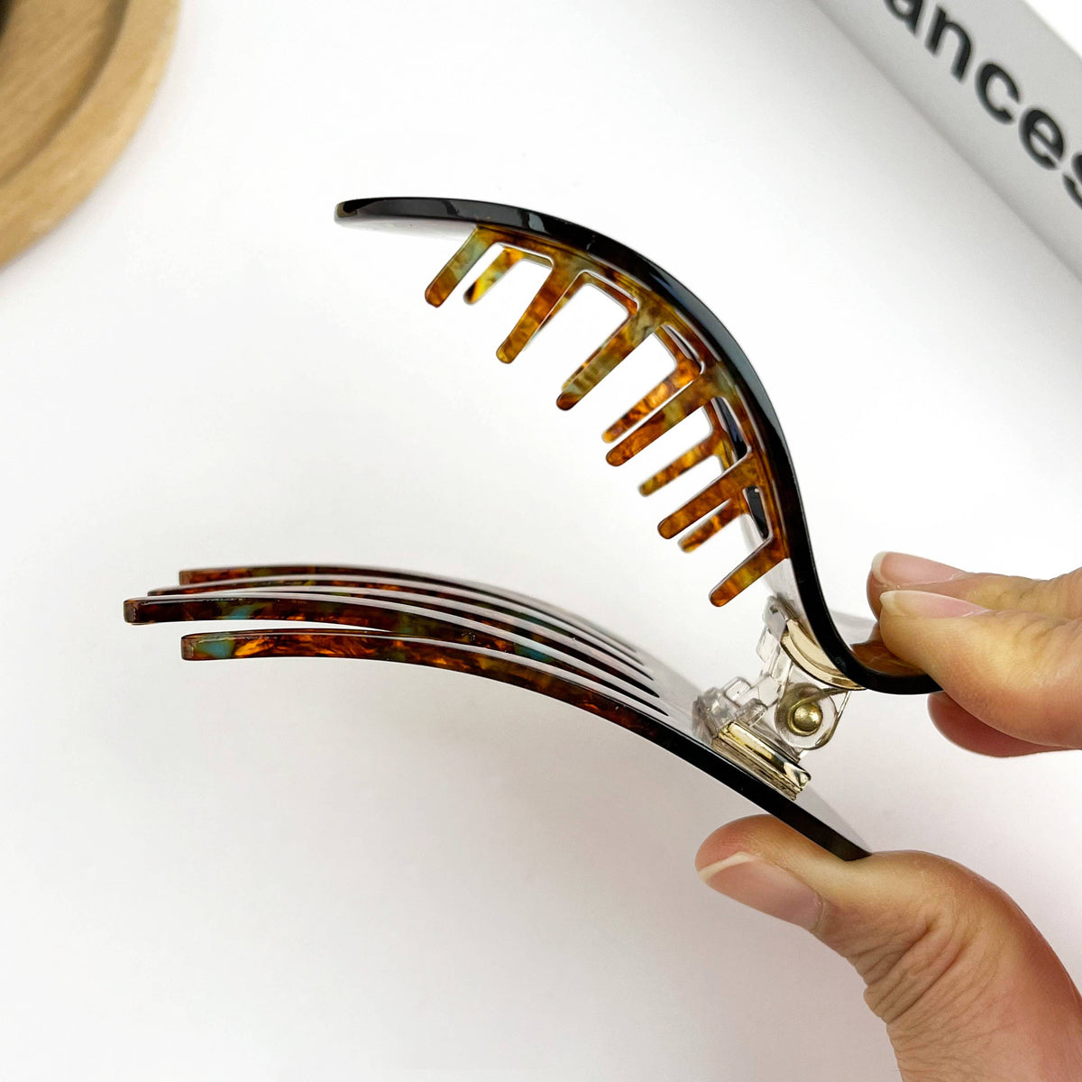 Smooth Moves Flat Hair Clip