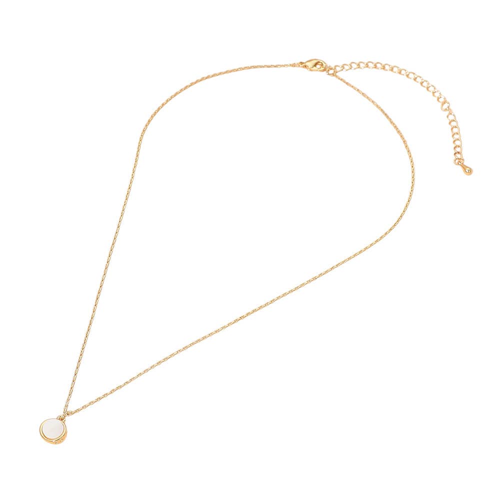 Mother of Pearl Circle Pendant Necklace