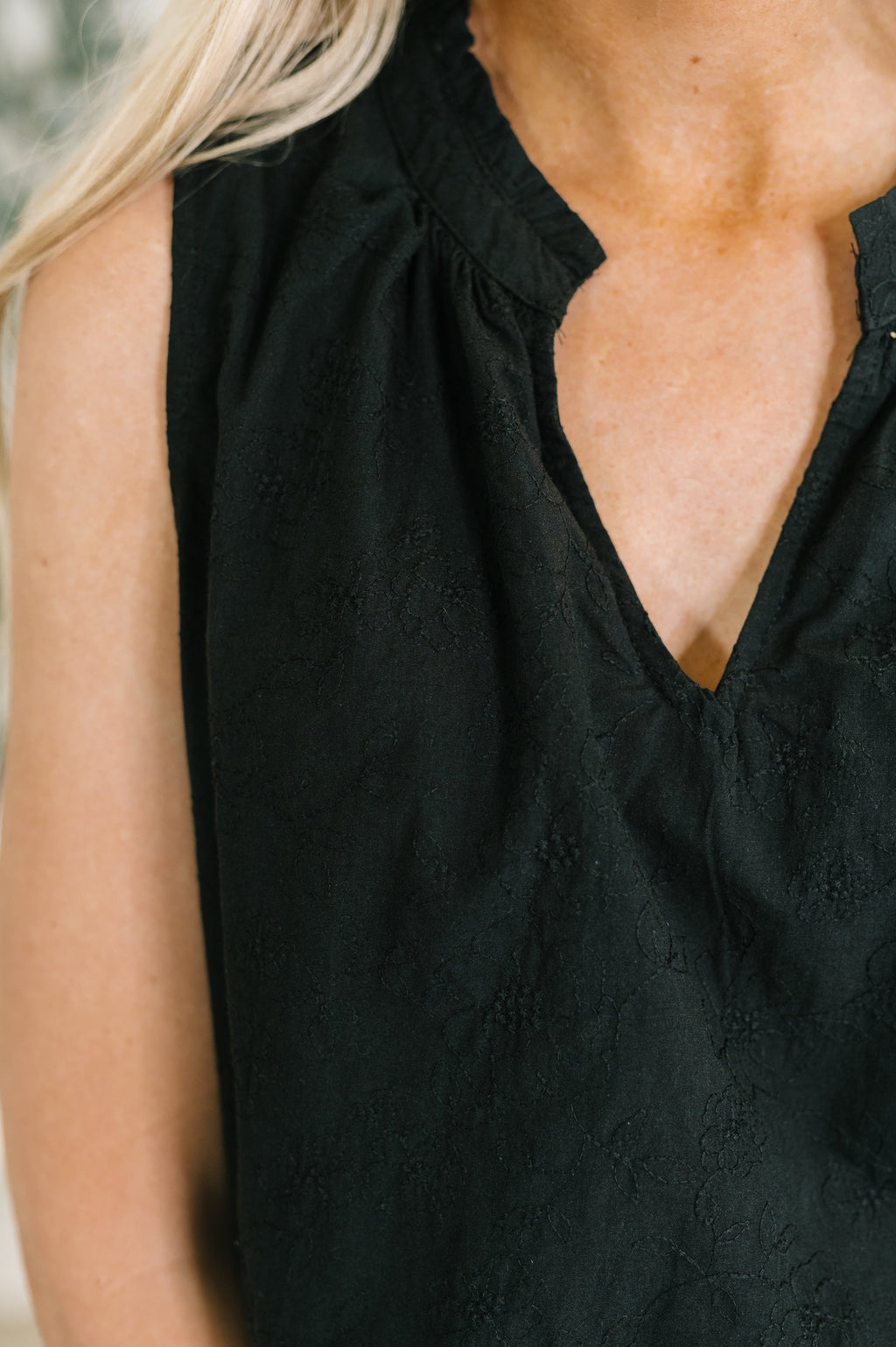 Camellia Embroidered Tank in Black