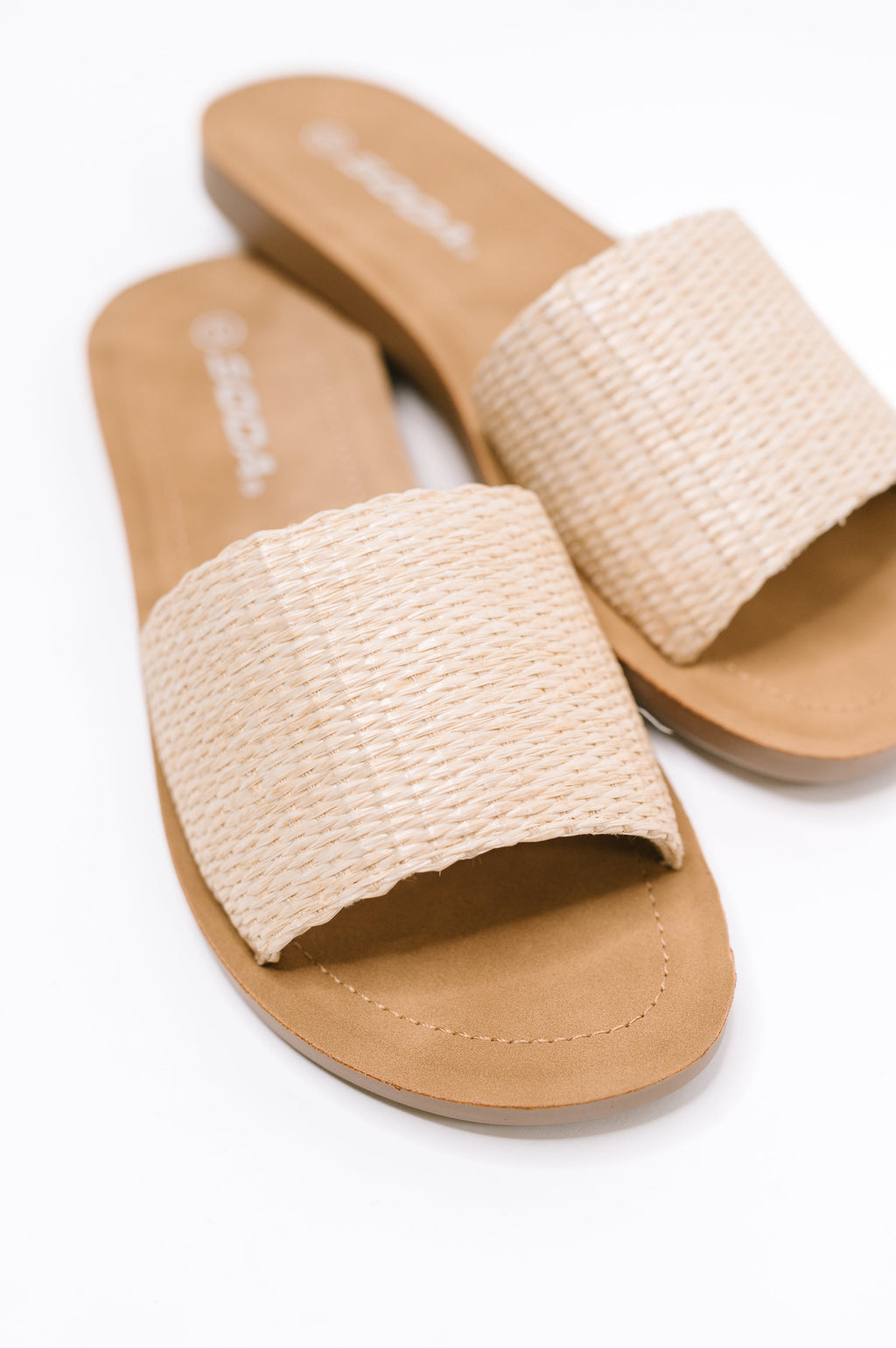 Efron Woven Raffia Slides