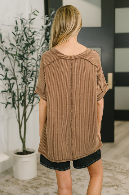 Effortless Cable Ribbed V Neck T Shirt in Brown