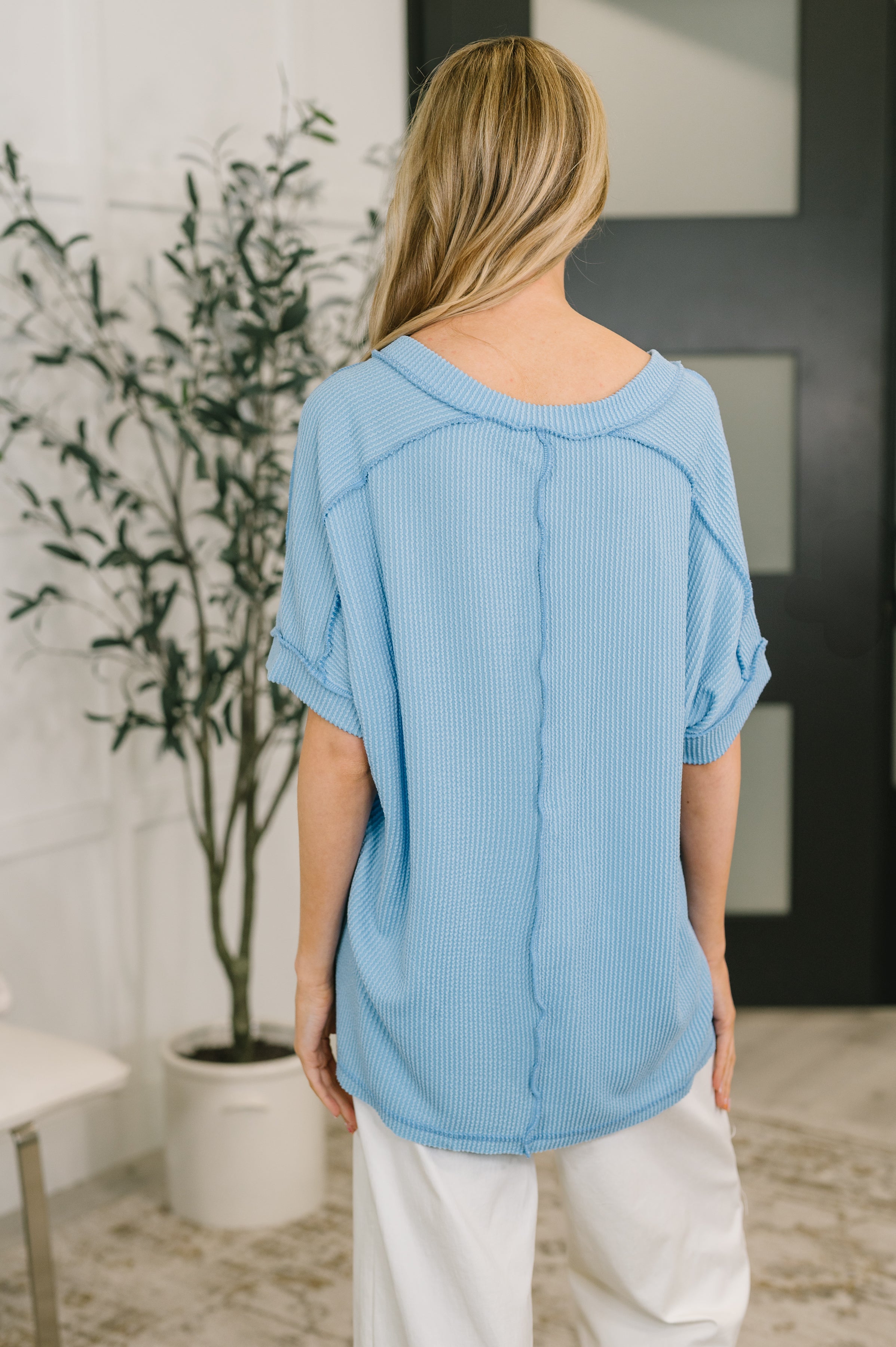 Effortless Cable Ribbed V Neck T Shirt in Spring Blue