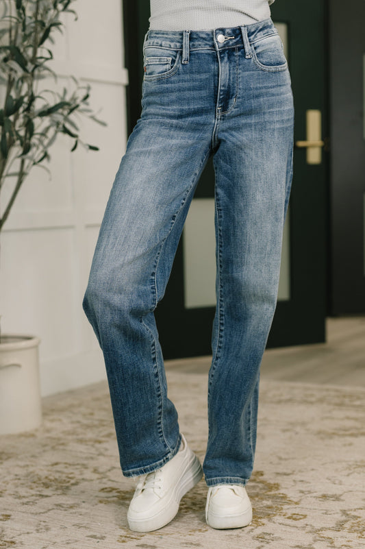 Judy Blue Holly Straight Jeans