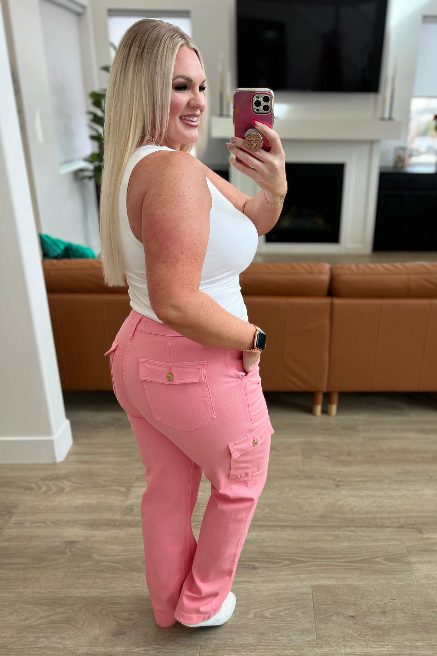 Judy Blue Peggy Cargo Straight Jeans in Pink