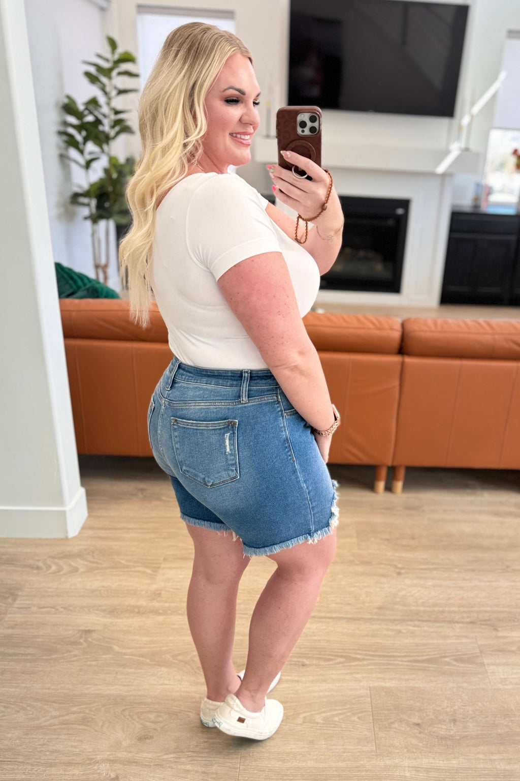 Kelsey Distressed Cutoff Shorts