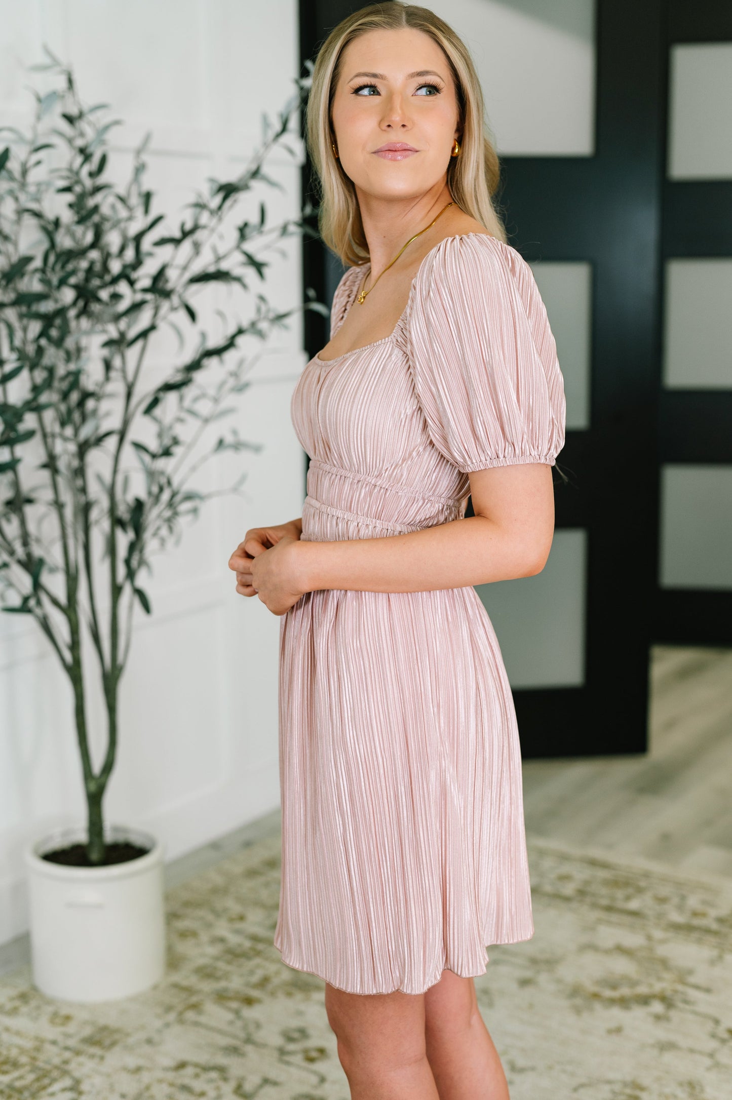 Plissé Balloon Sleeve Dress