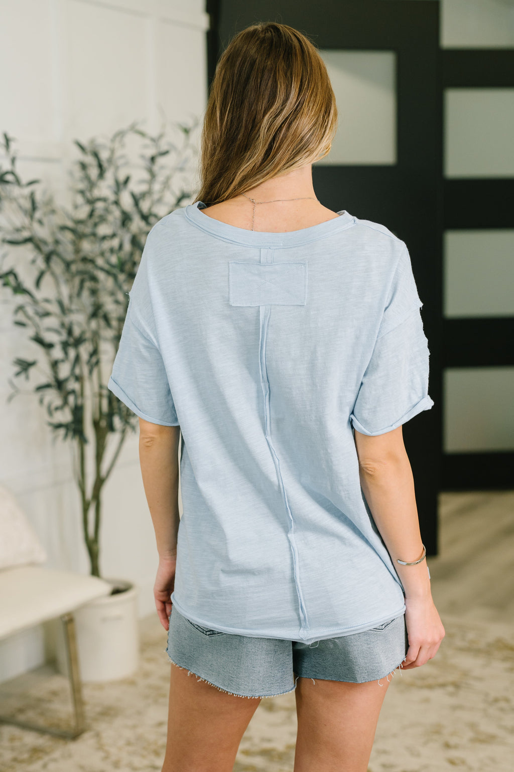 Lake Breeze Heather Tee