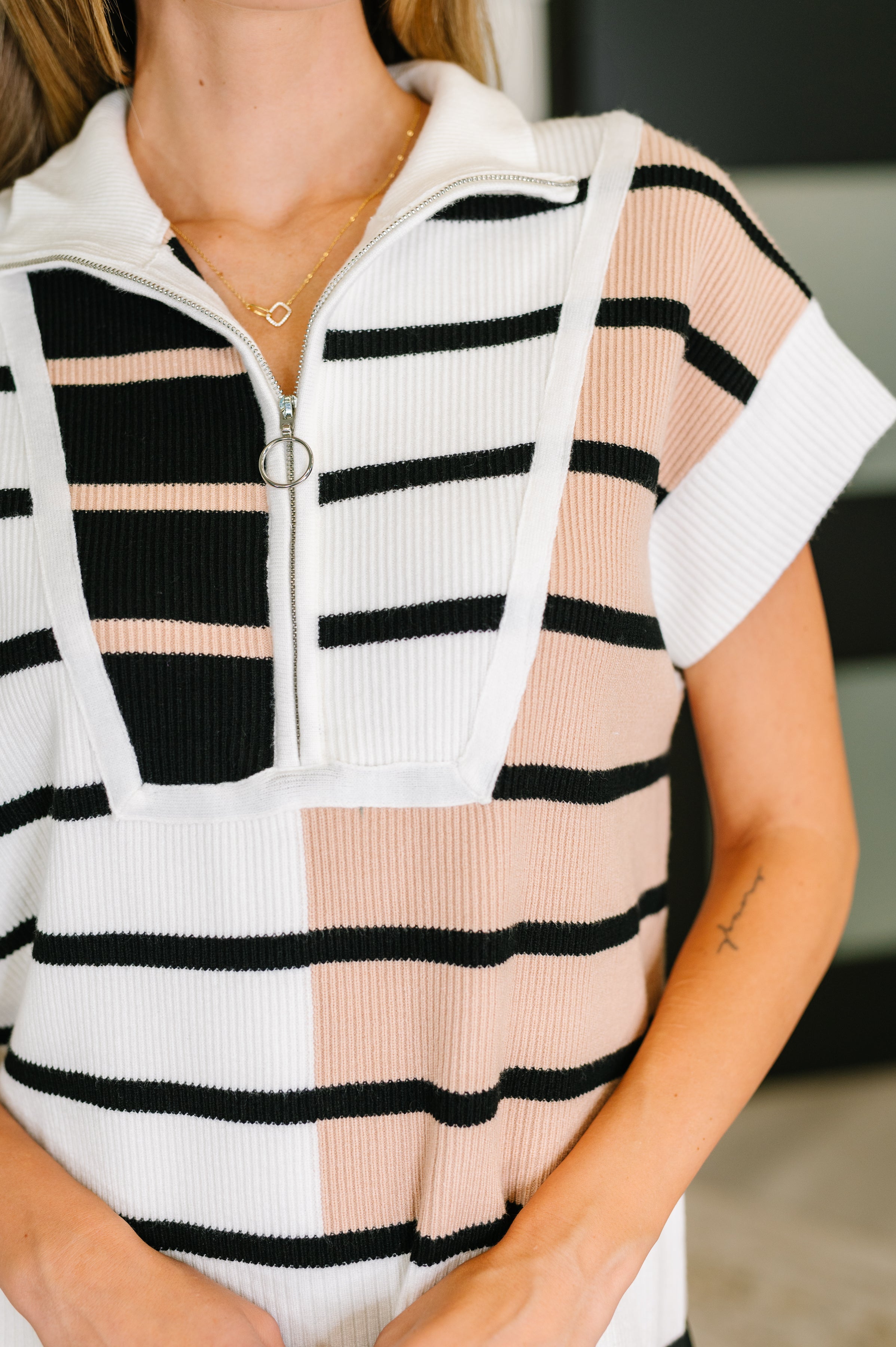 Harbor Stripe Quarter Zip Vest in White