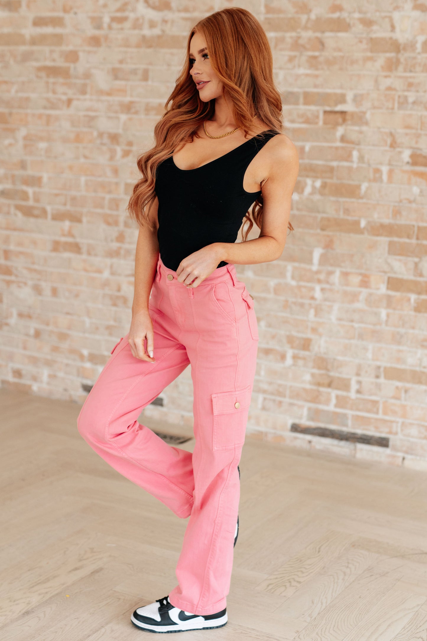 Judy Blue Peggy Cargo Straight Jeans in Pink
