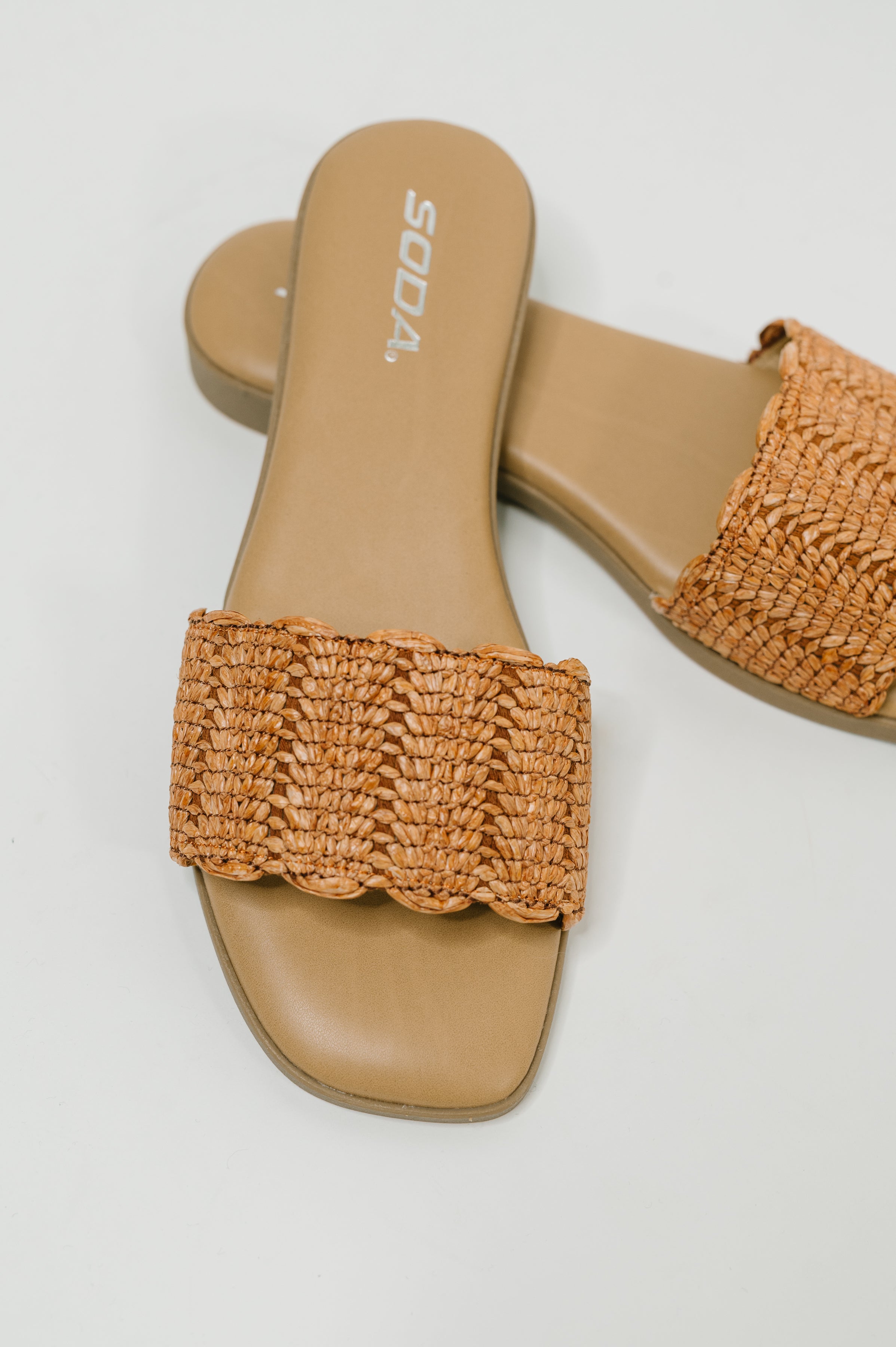 Sunlit Woven Raffia Slides