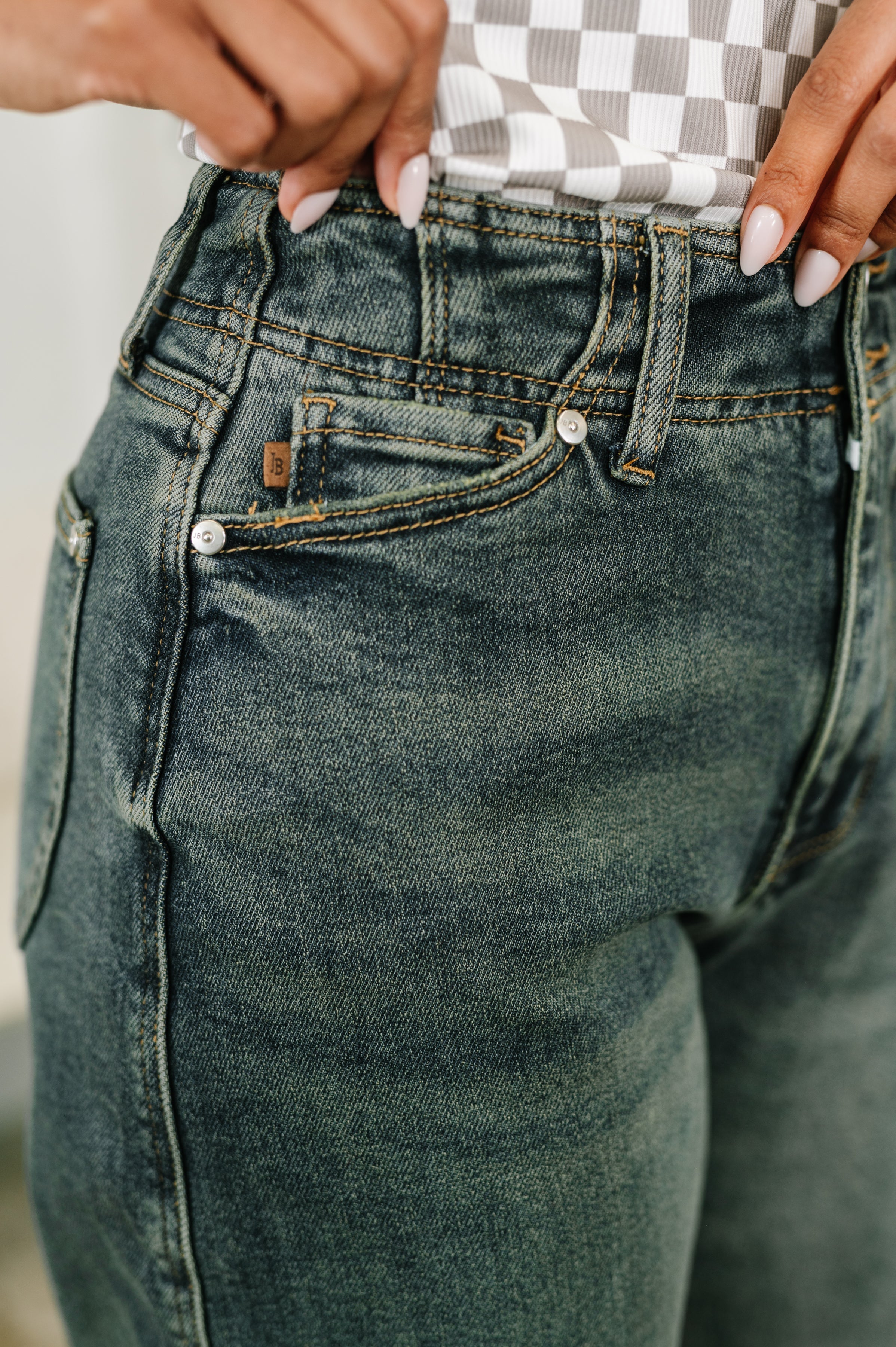 Judy Blue Teressa Hollywood Waist Wide Leg Jeans