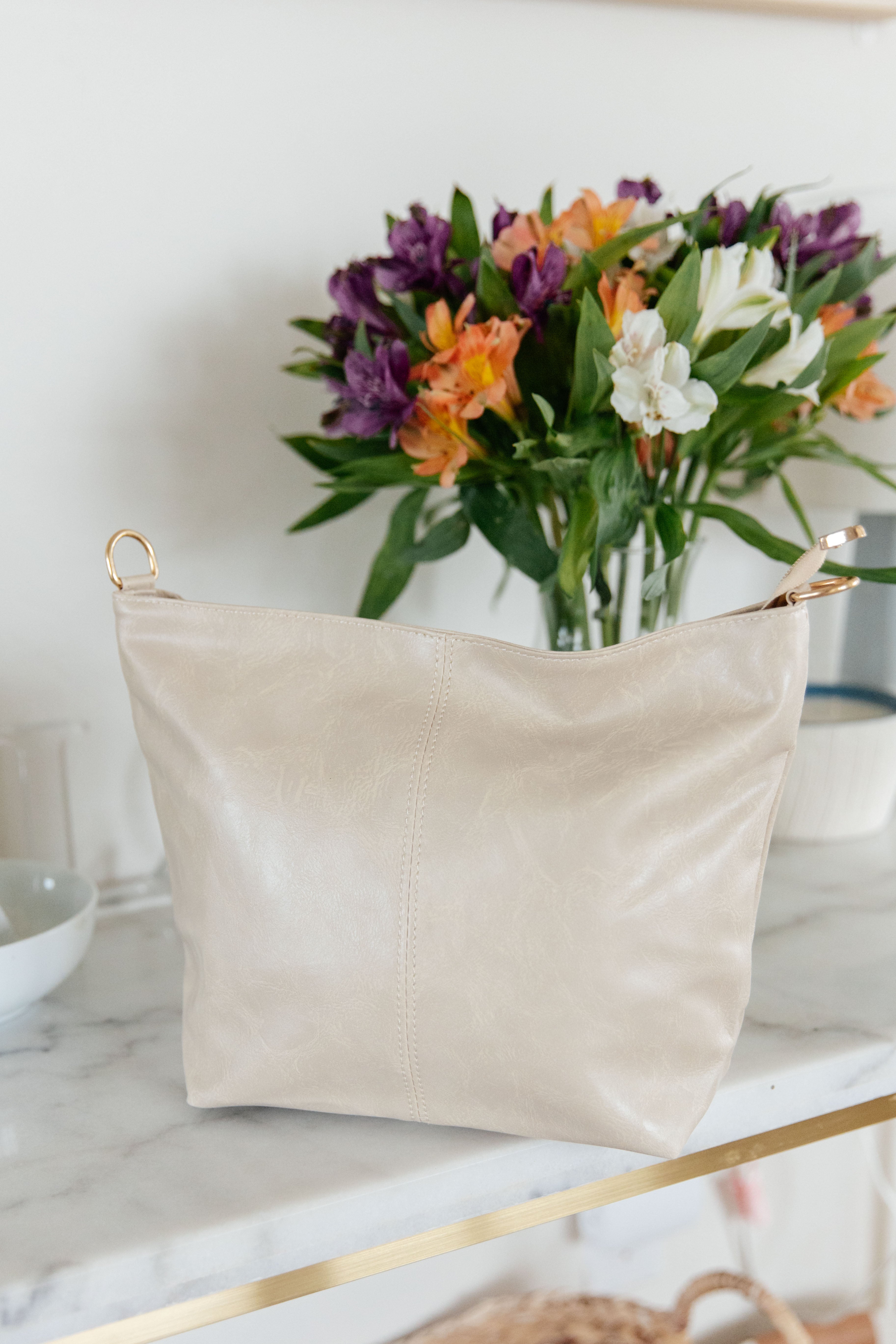 Convertible Two Piece Tote Set in Black and White