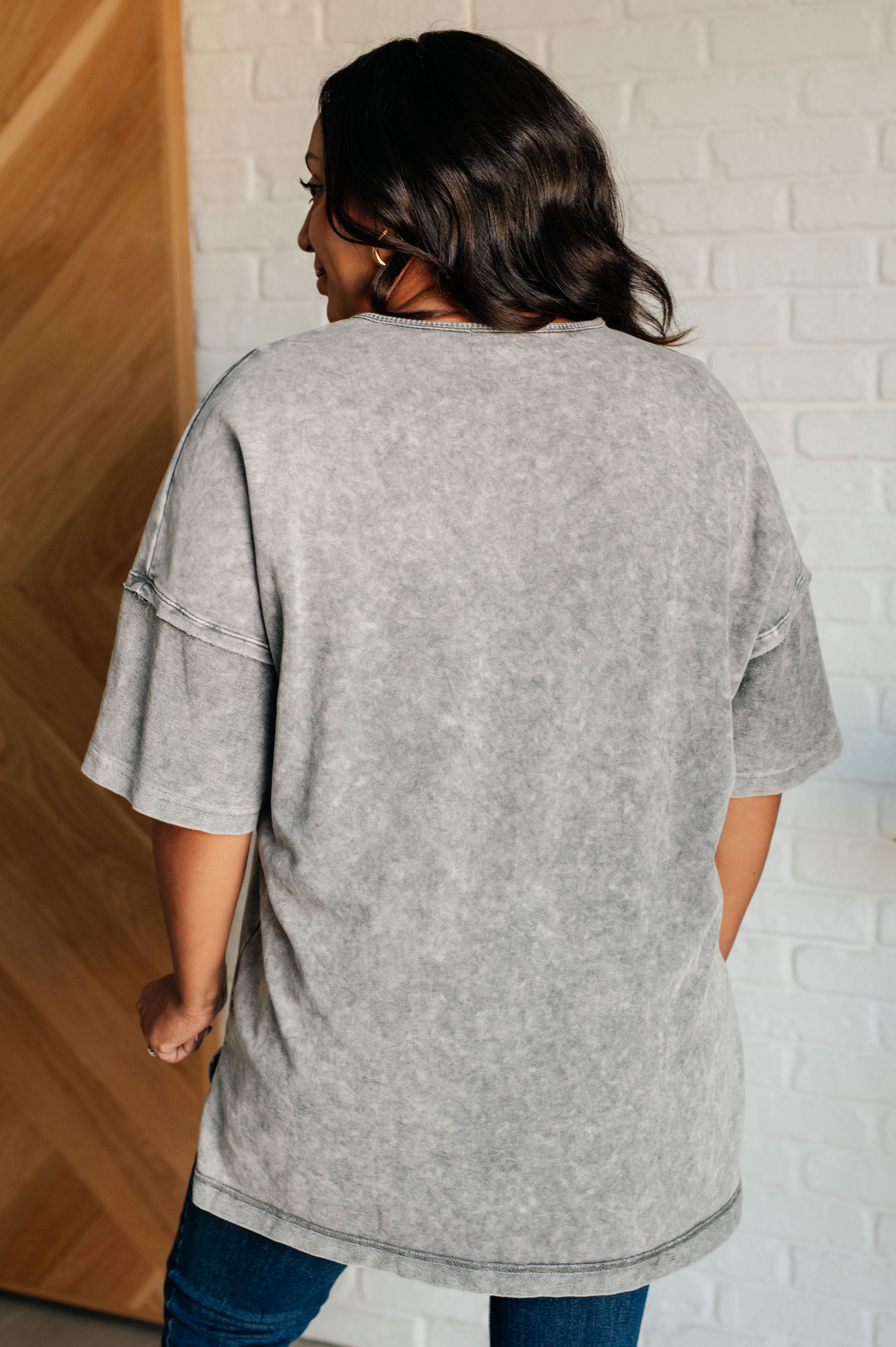 Weekend Wander Mineral Wash Top in Gray