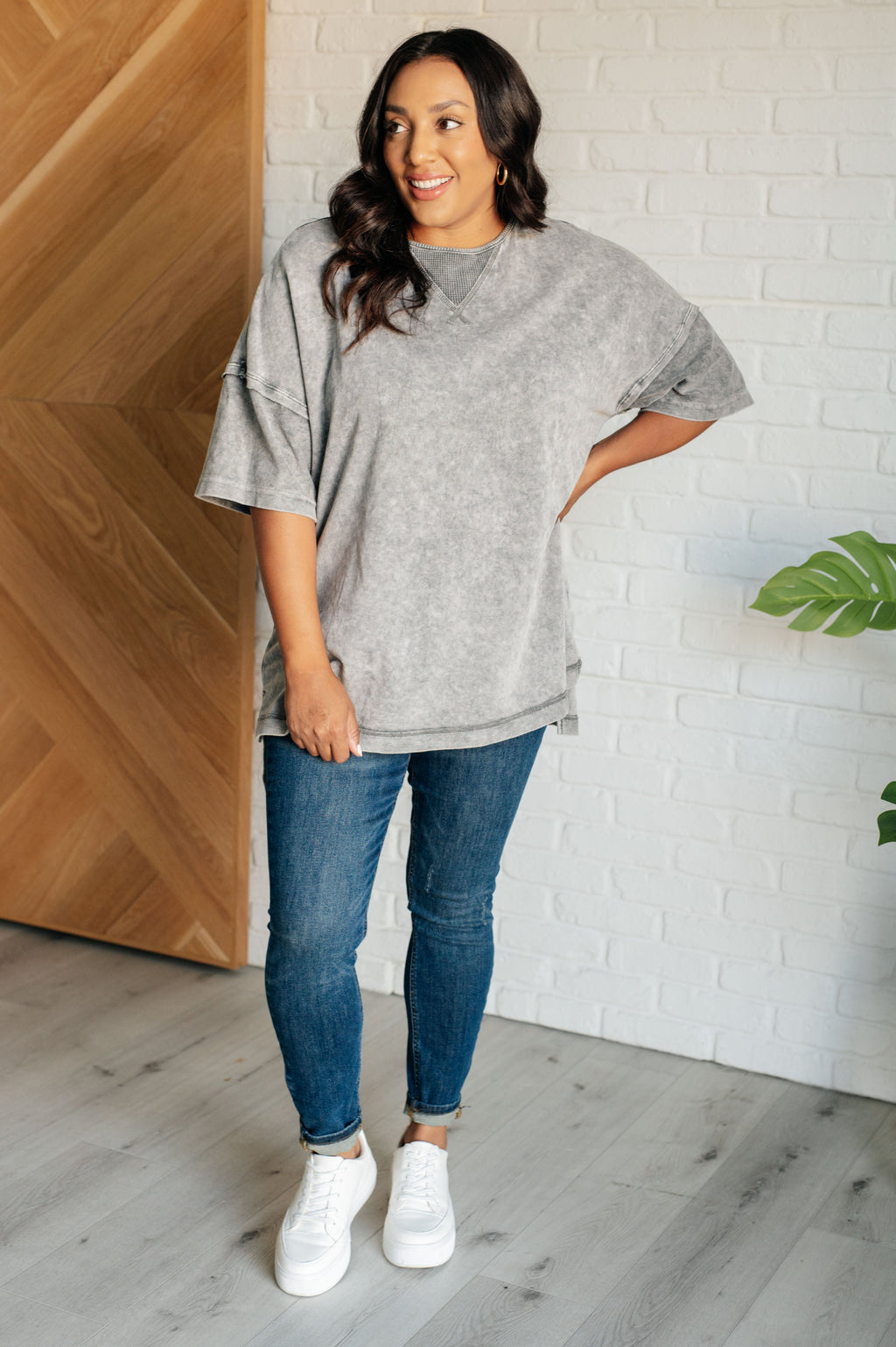 Weekend Wander Mineral Wash Top in Gray