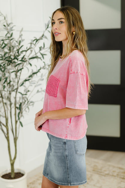 Look Again Pocket T-Shirt